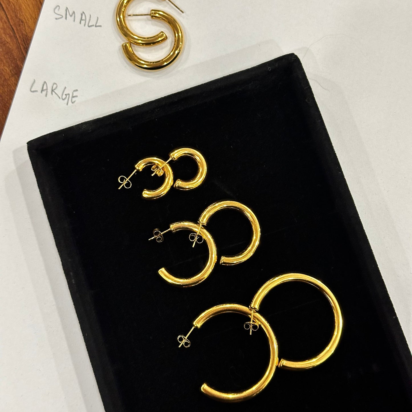 Zari- Chunky Hoop Earrings