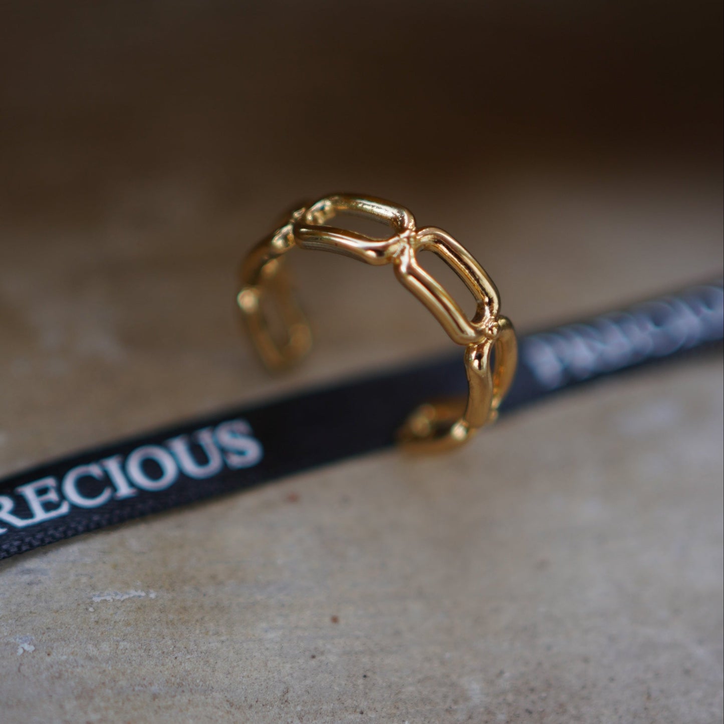 Loop Ring