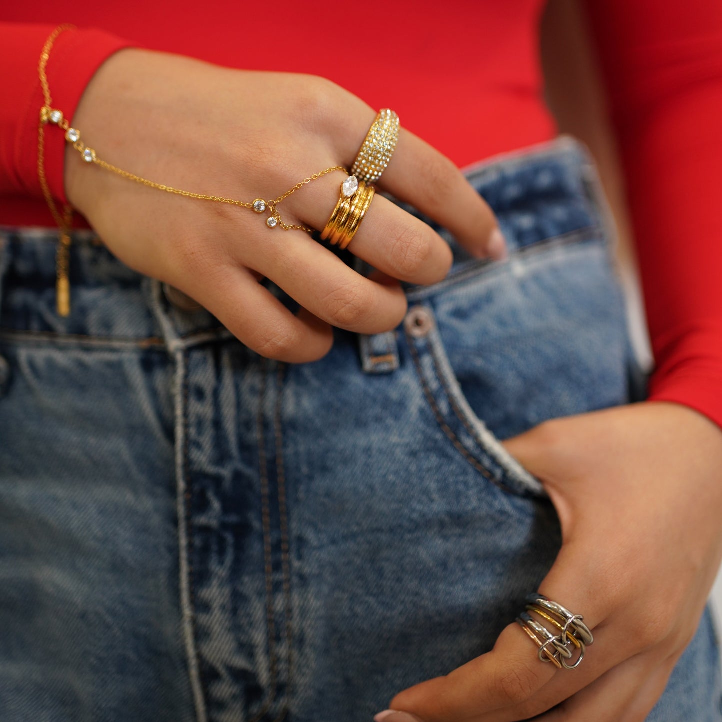 Gem Glow- Luxe Hand Chain